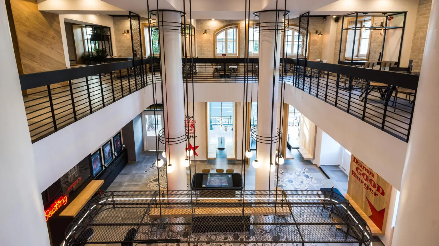 08GOO_SYNT_1920x1080