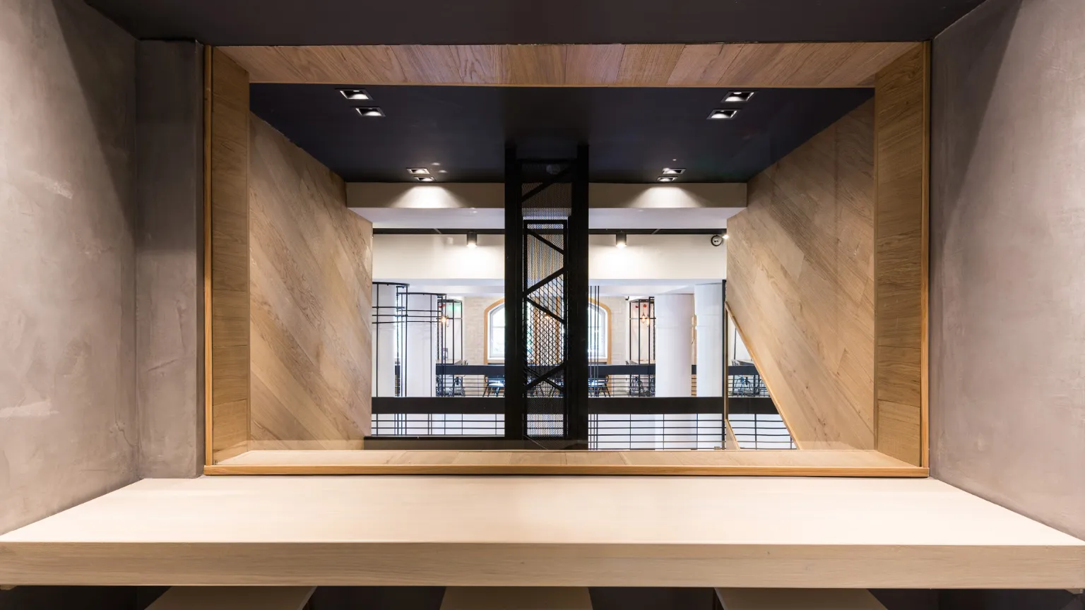 12GOO_SYNT_1920x1080