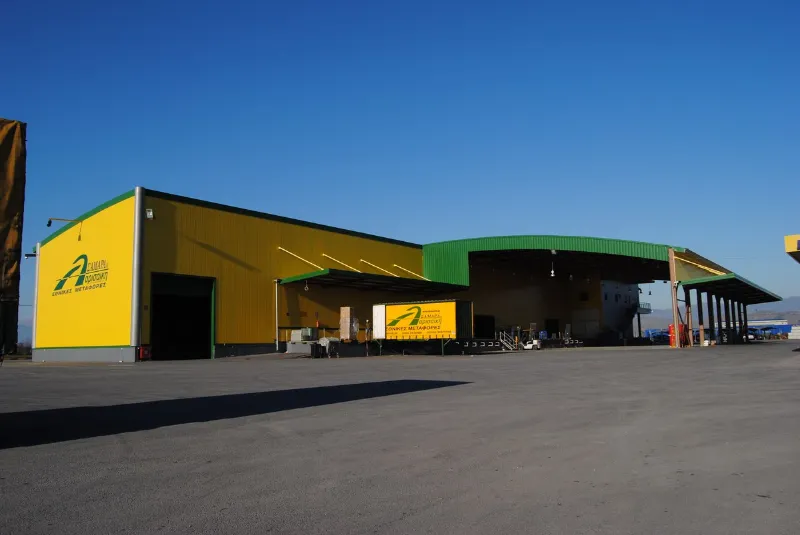 larisaiki-samaras-21-jpg